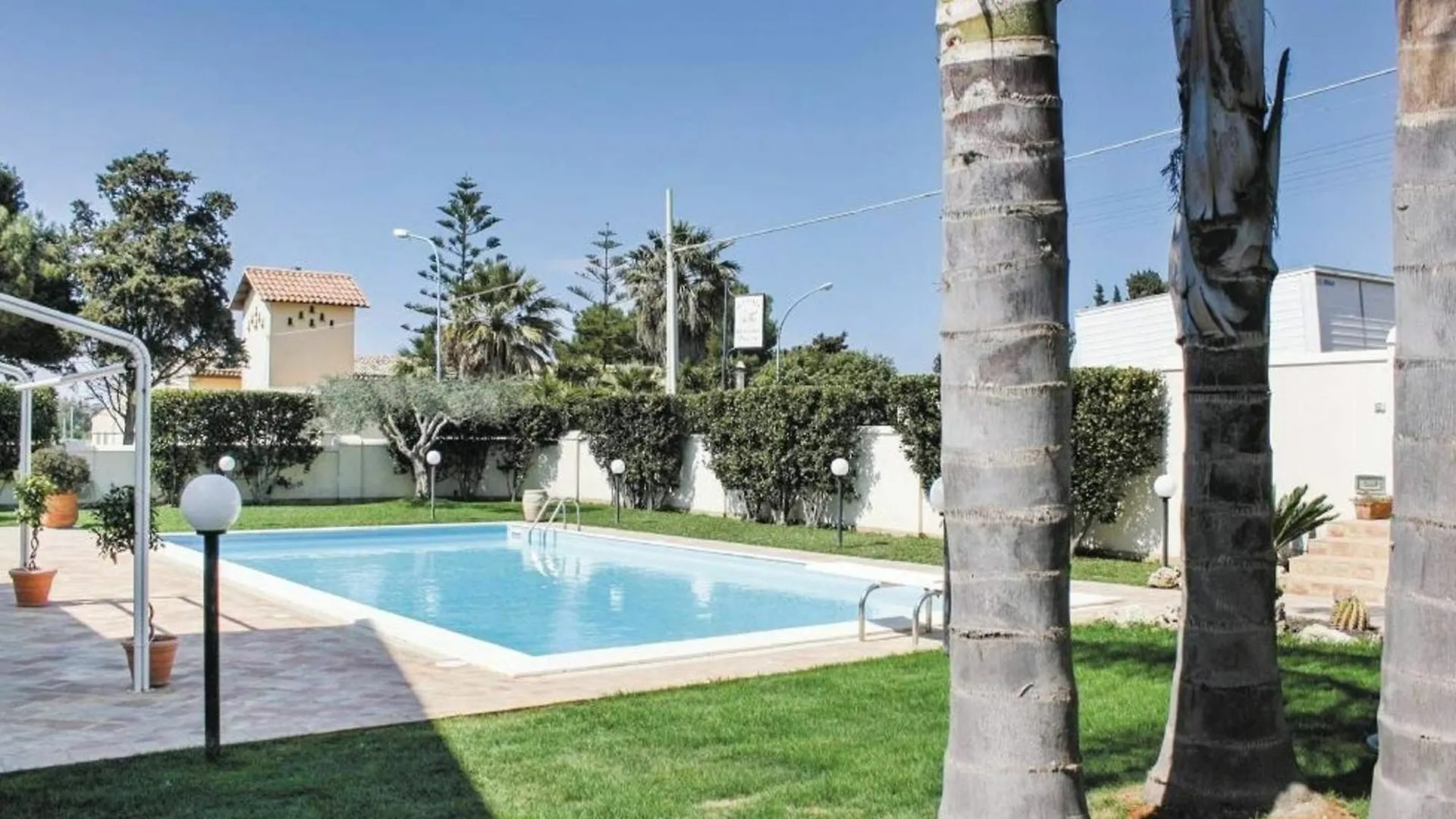 Apartment Villa With 3 Bedrooms In Mazara Del Vallo, With Pool Access, Enclosed